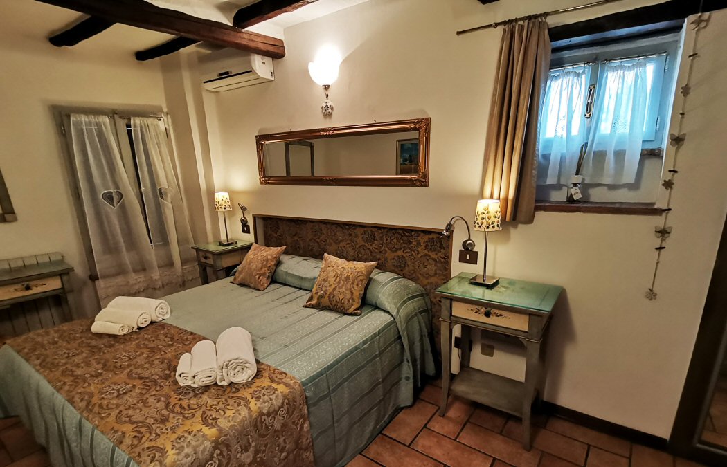 Il Torrione B&B Castiglione del Lago - Camera Matrimoniale Romantica 1